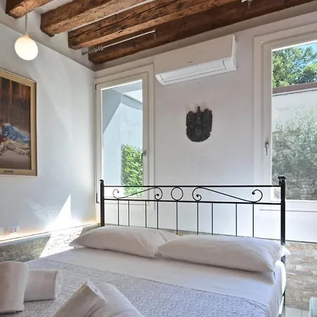 Corte Dei Greci * Venezia